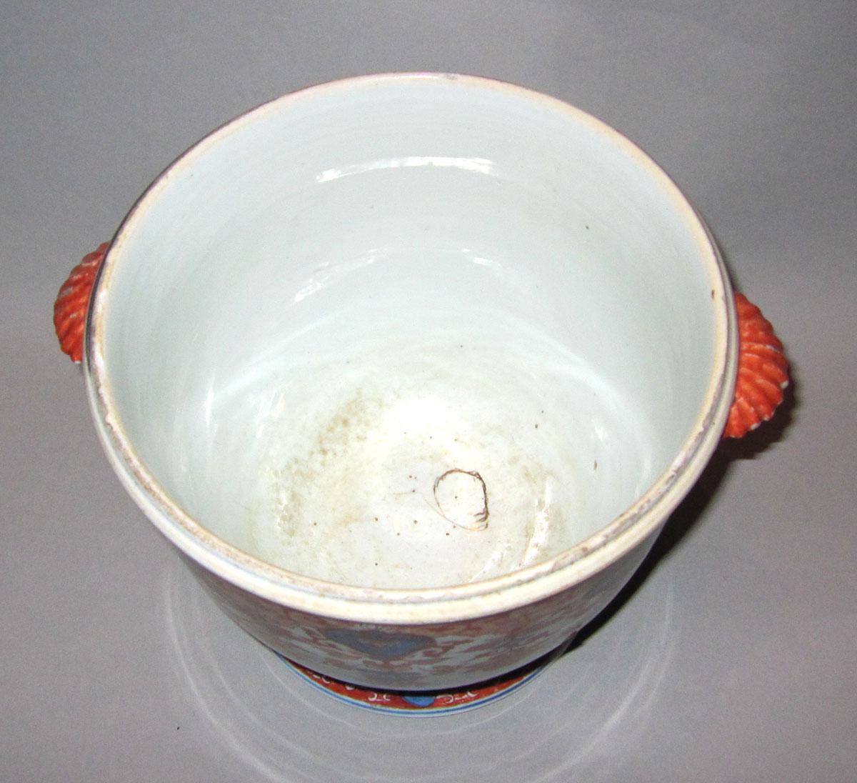 1958.2821 Porcelain wine cooler top