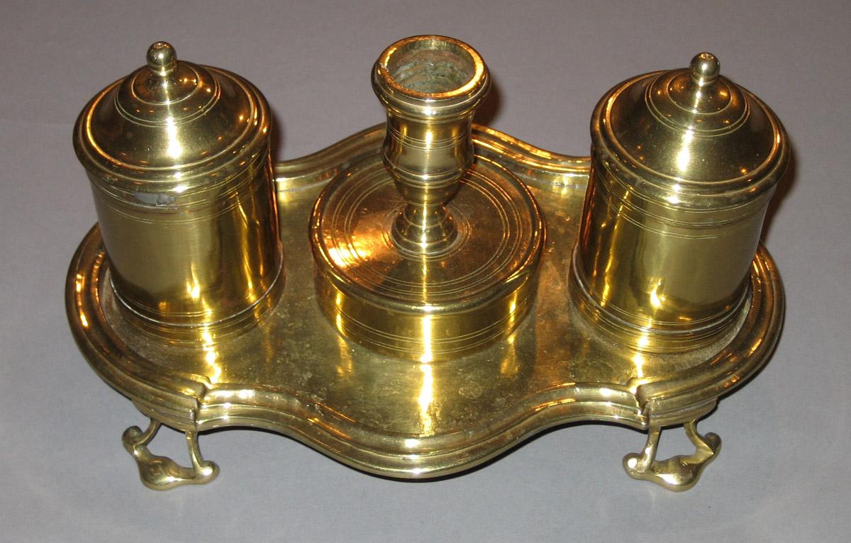1958.2836 A-G Inkstand
