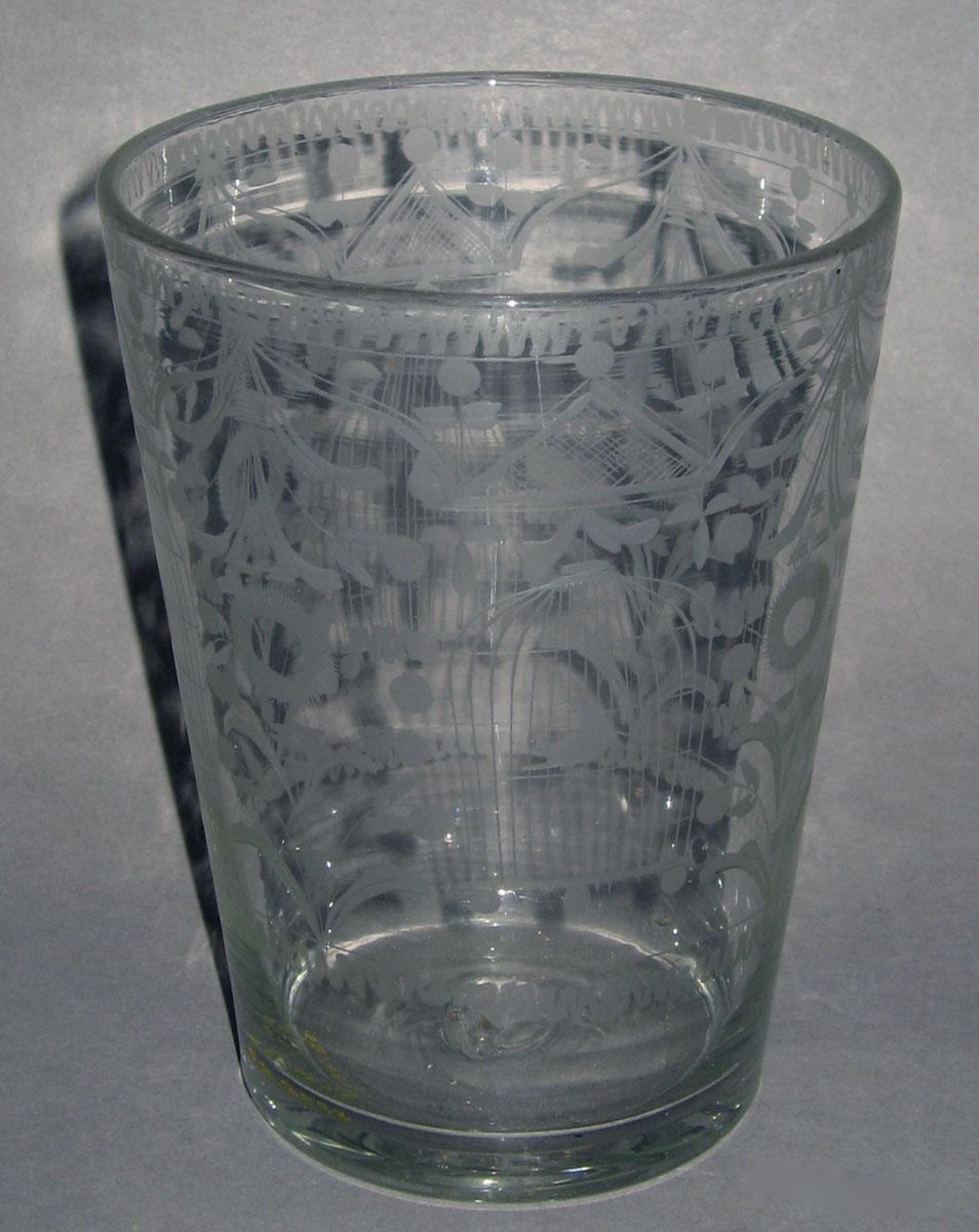 1958.2838 Glass flip glass