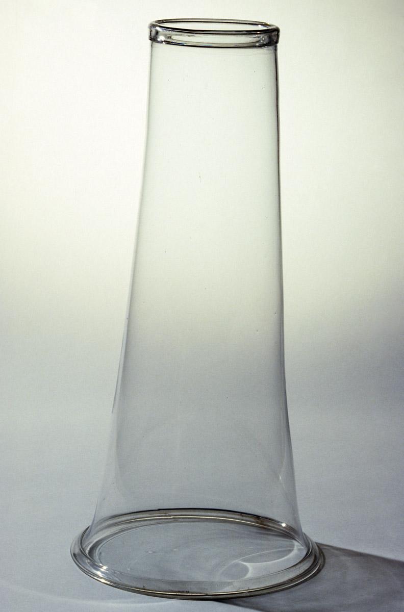 1958.2841.001 Glass candle shade