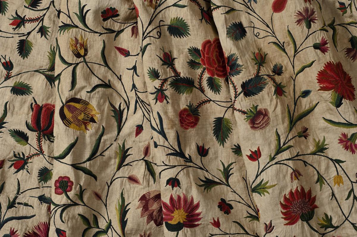 2010.0015 (Tambour embroidery) Petticoat, detail 8