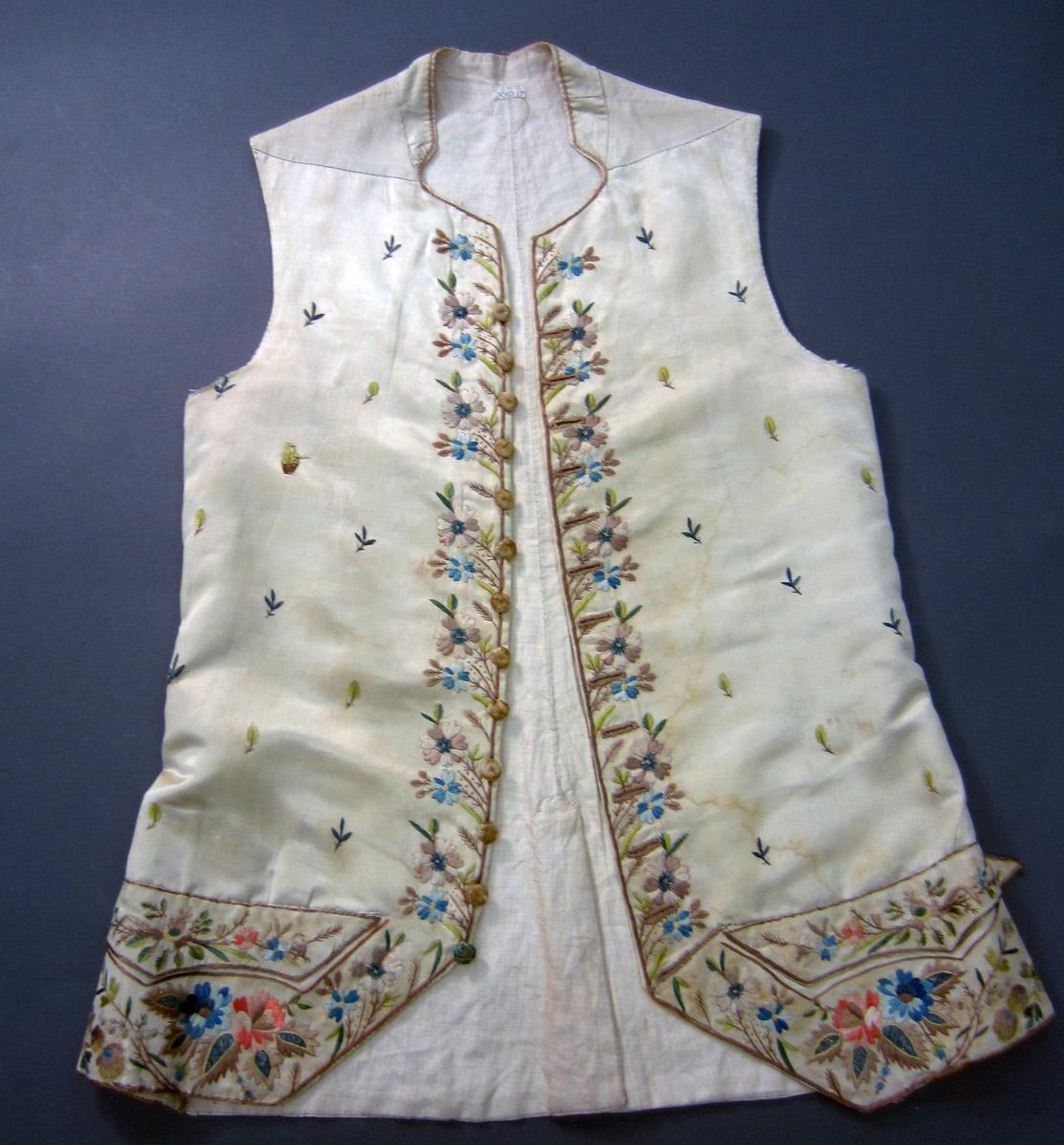 2010.0017 Waistcoat, Full