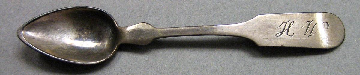 1962.0240.861.001 Miniature spoon upper surface