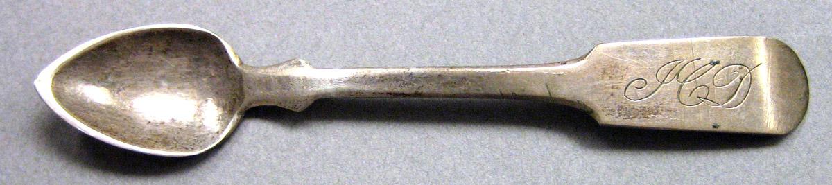 1962.0240.862.001 Miniature spoon upper surface