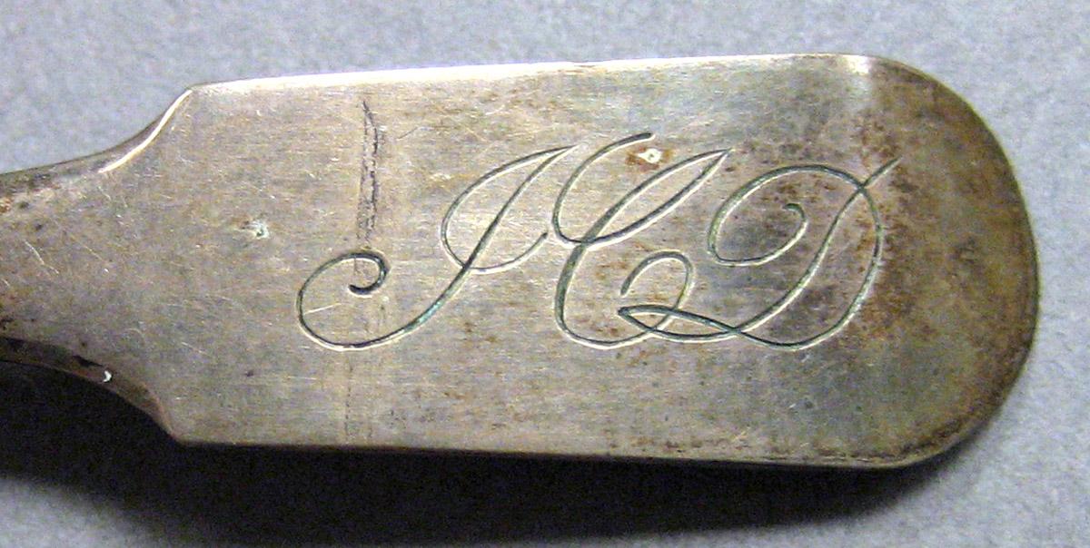 1962.0240.862.002 Miniature spoon engraving