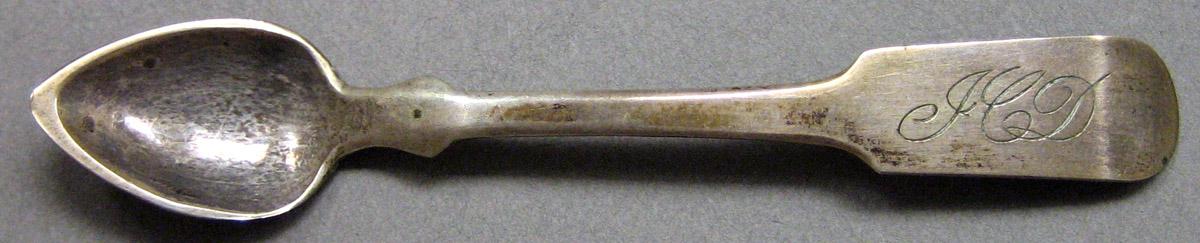 1962.0240.862.003 Miniature spoon upper surface
