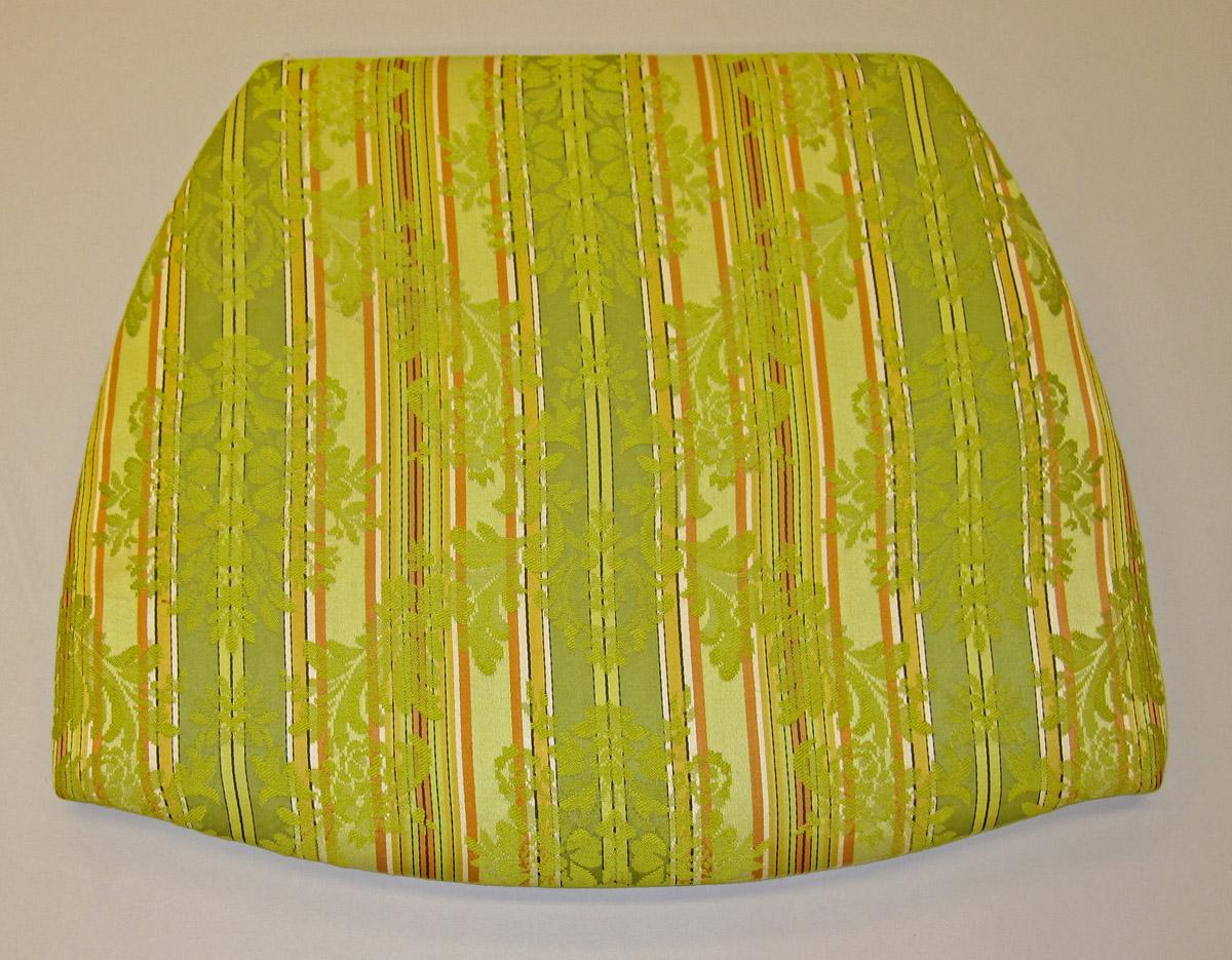 1969.5617 slip seat assoc w chair 1990.0101 view 1
