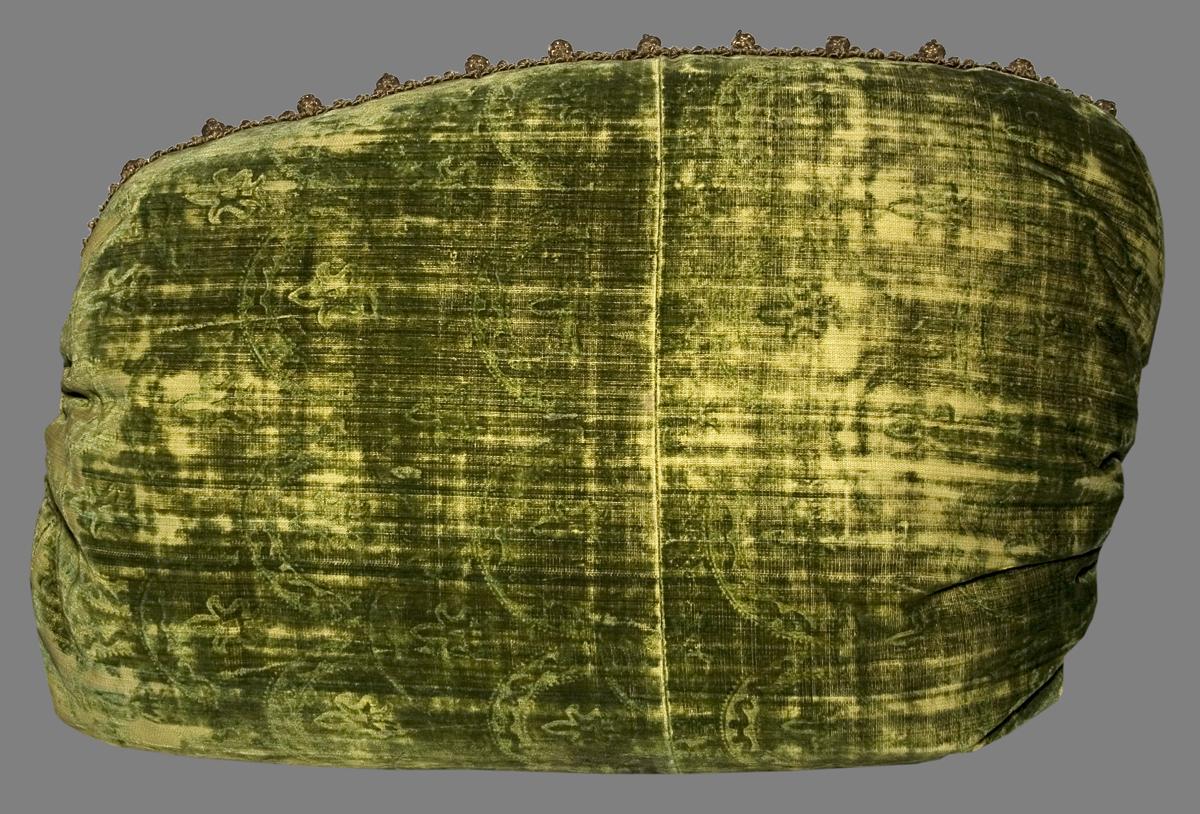 1969.5657 Cushion, Verso