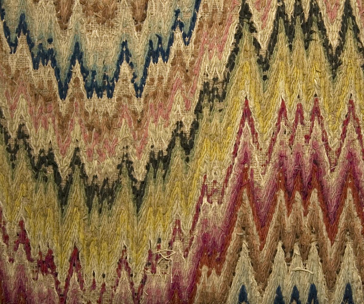 1969.5661 Cushion, detail