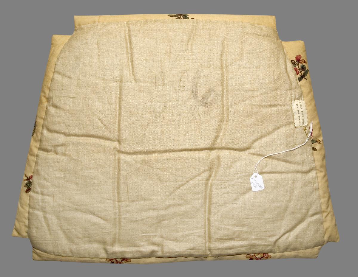 1969.5664 Cushion, Chair Pad, Verso