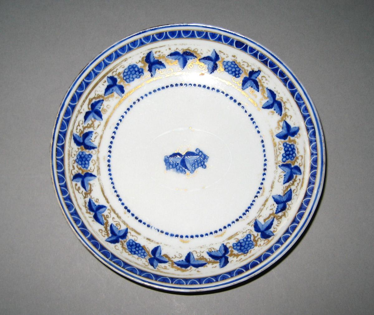 1958.2902 Porcelain Saucer