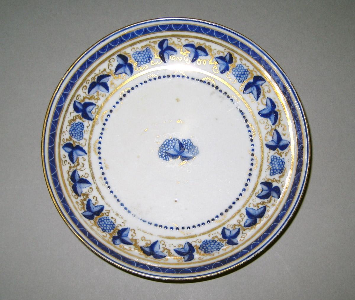 1958.2903 Porcelain Saucer
