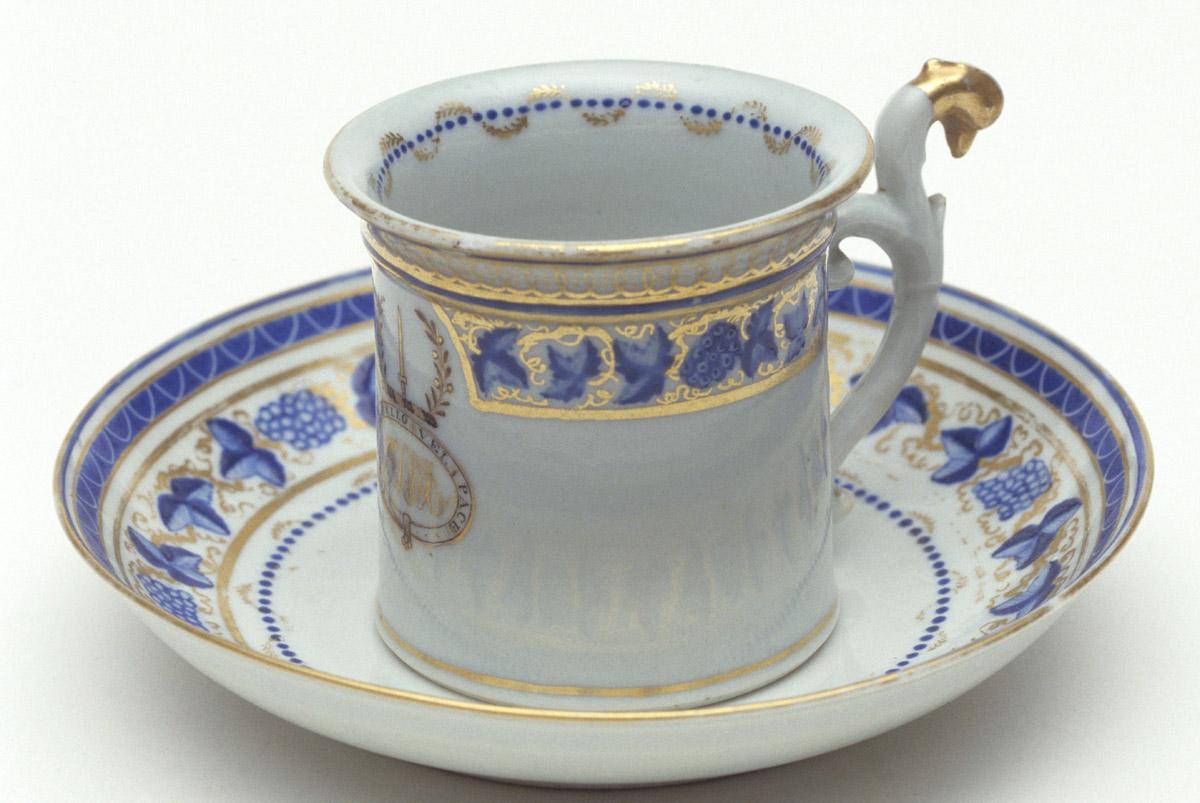 1958.2911 Coffee cup, 1958.2899 Saucer