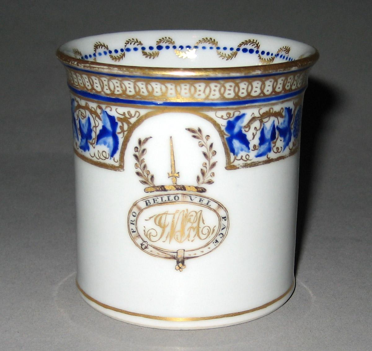 1958.2912 Porcelain Cup front