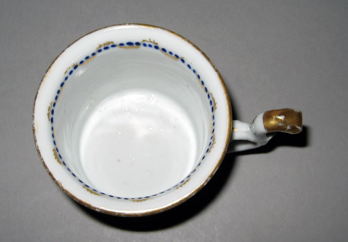 1958.2914 Porcelain Cup interior