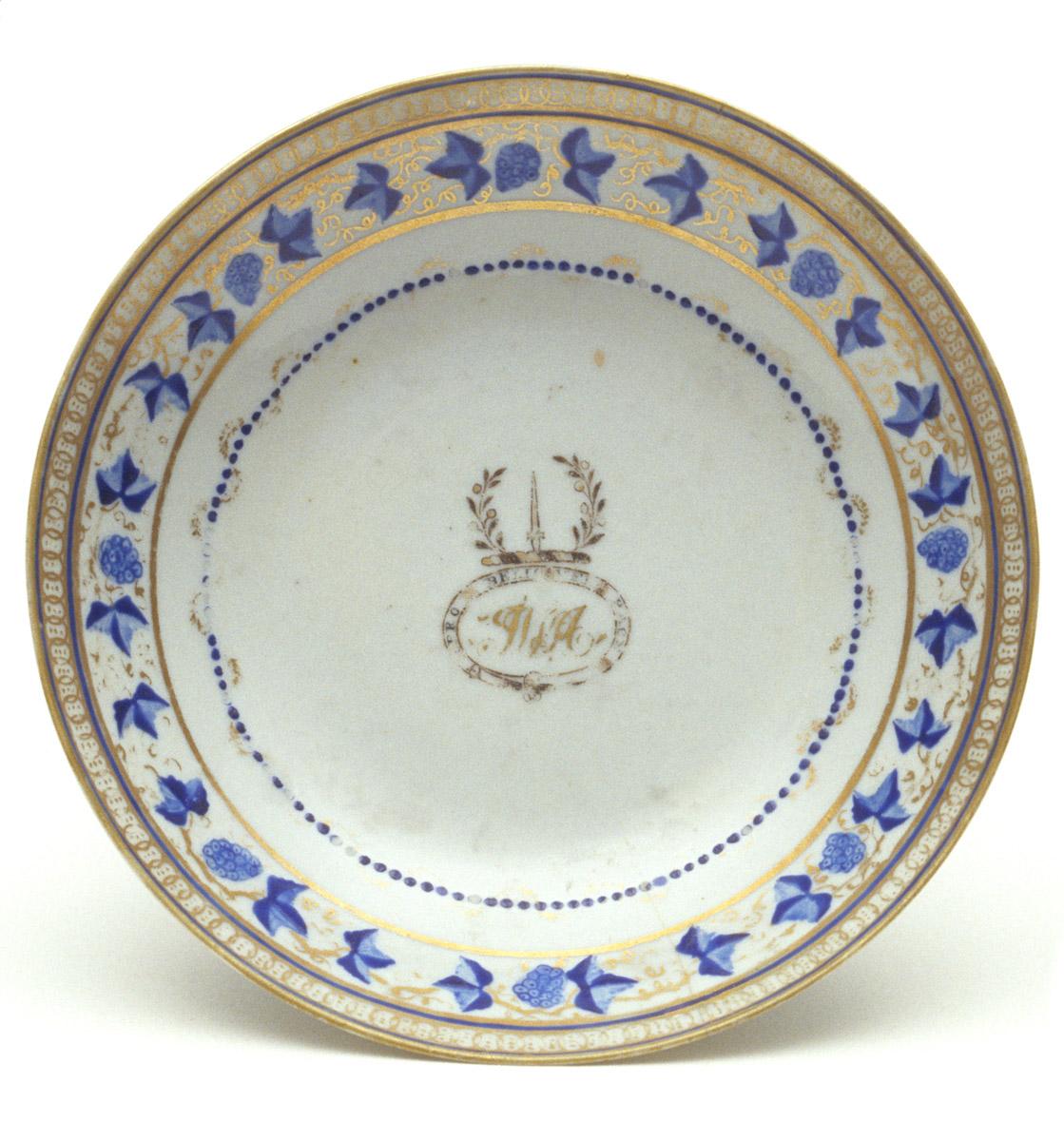 1958.2919 Saucer, view 2