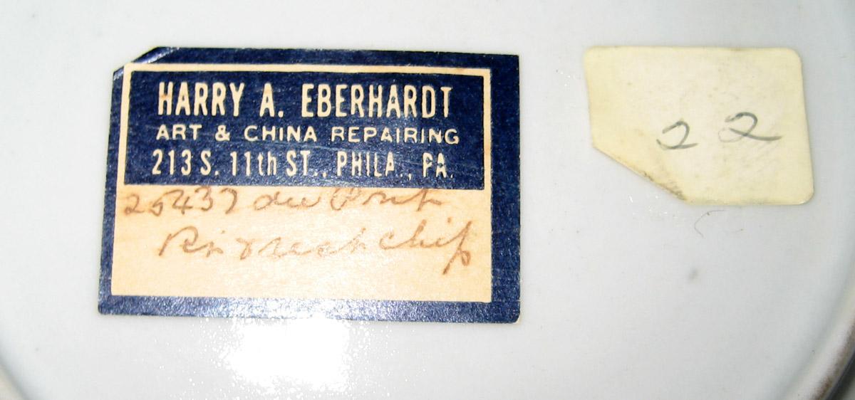 1958.2919 Porcelain Saucer detail