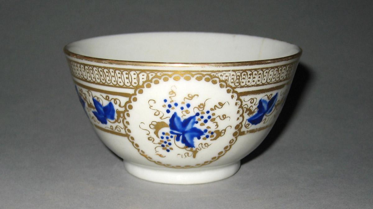 1958.2920 Porcelain Teabowl
