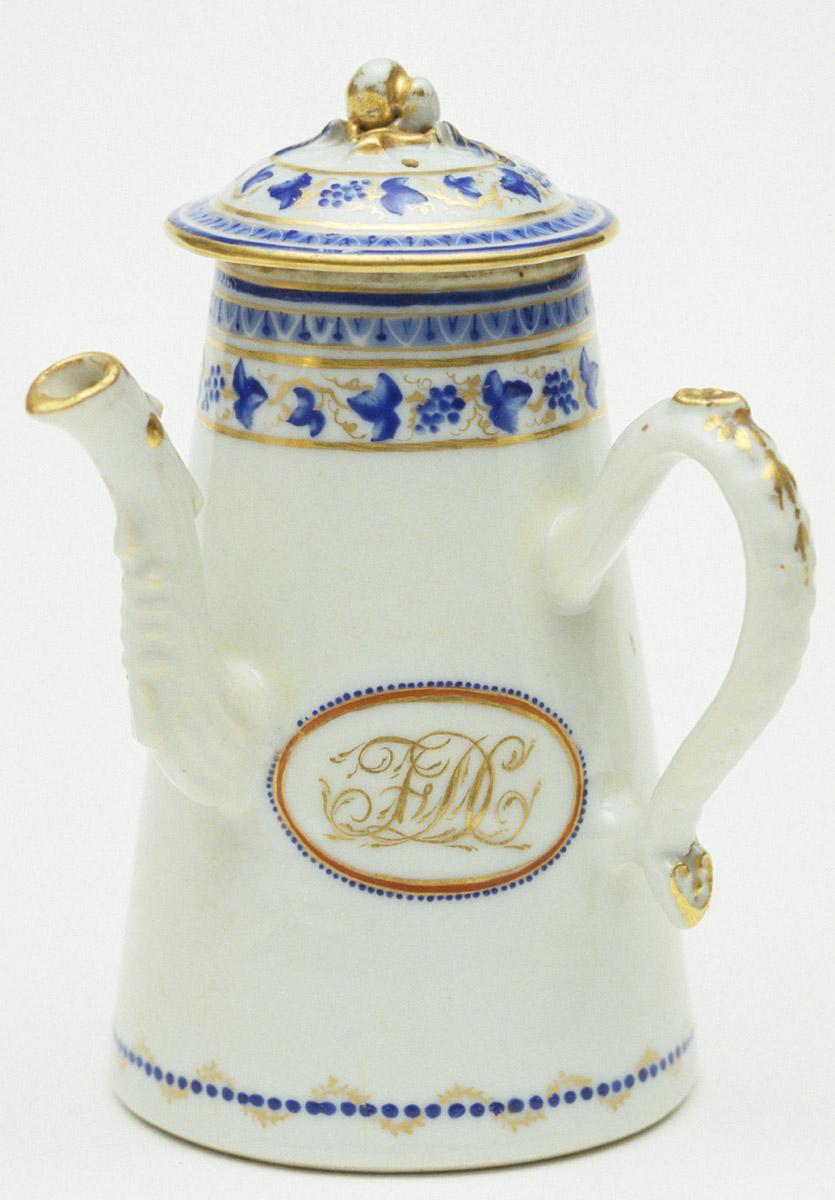 1958.2921 A, B Coffee pot
