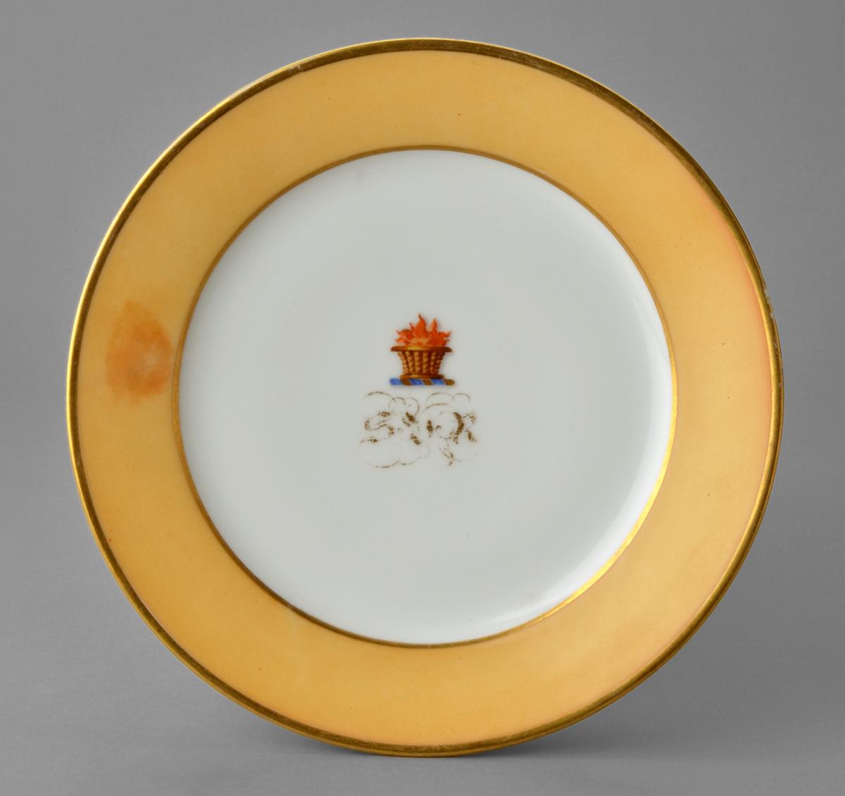 2010.0034.001 Plate