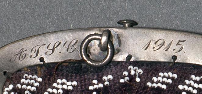 1953.0065 Purse, Detail 3