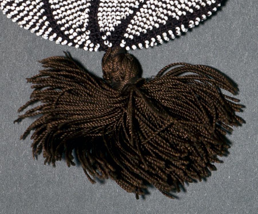 1953.0065 Purse, Detail 4