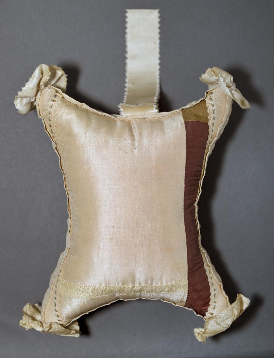 1958.2941 Pincushion, Verso