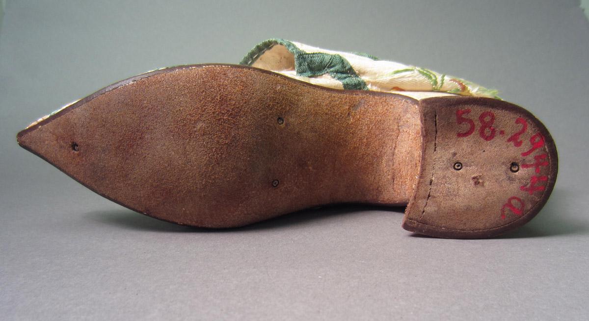 1958.2944 A Shoe, Sole