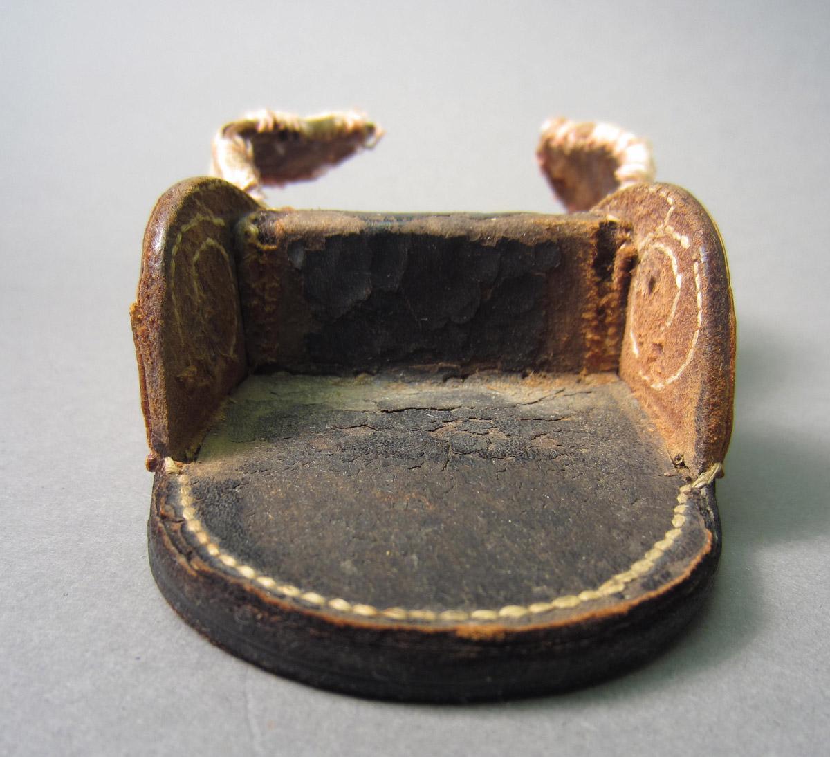 1958.2944 C Clog, Back