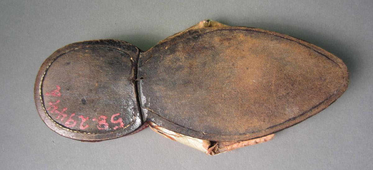 1958.2944 D Clog, Sole