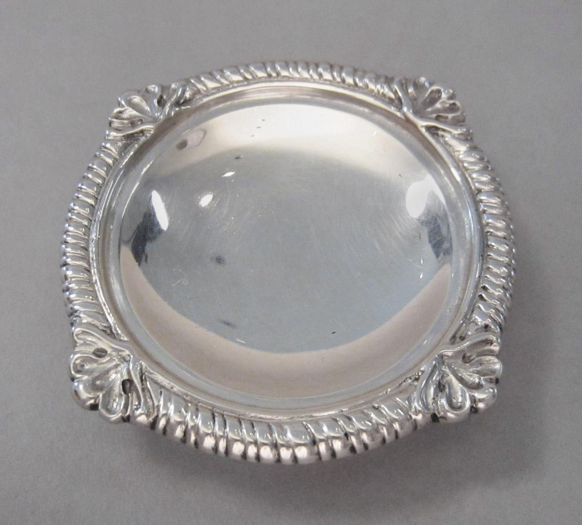1958.2956 Inkstand, H Lid, upper surface