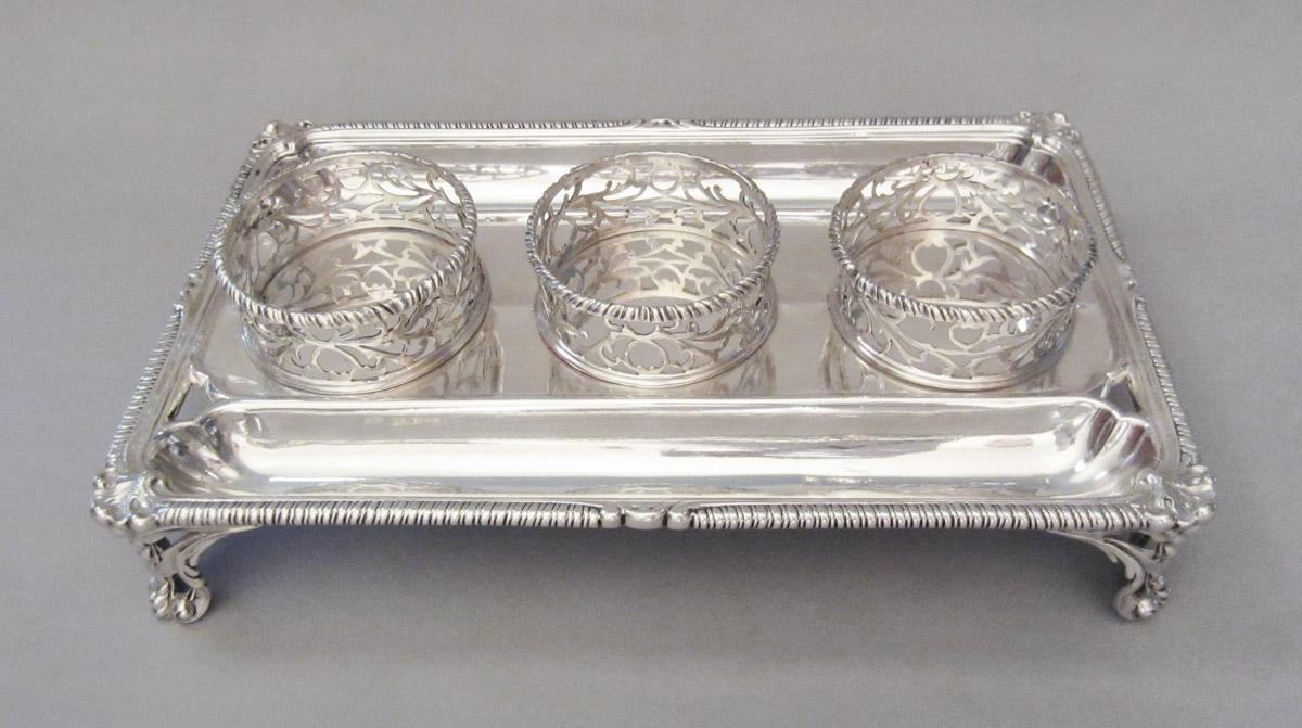 1958.2956 A Inkstand, E-G Guard rings