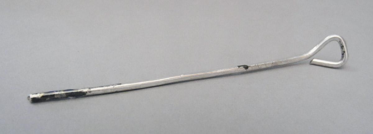 1958.2956 Inkstand, L Pin