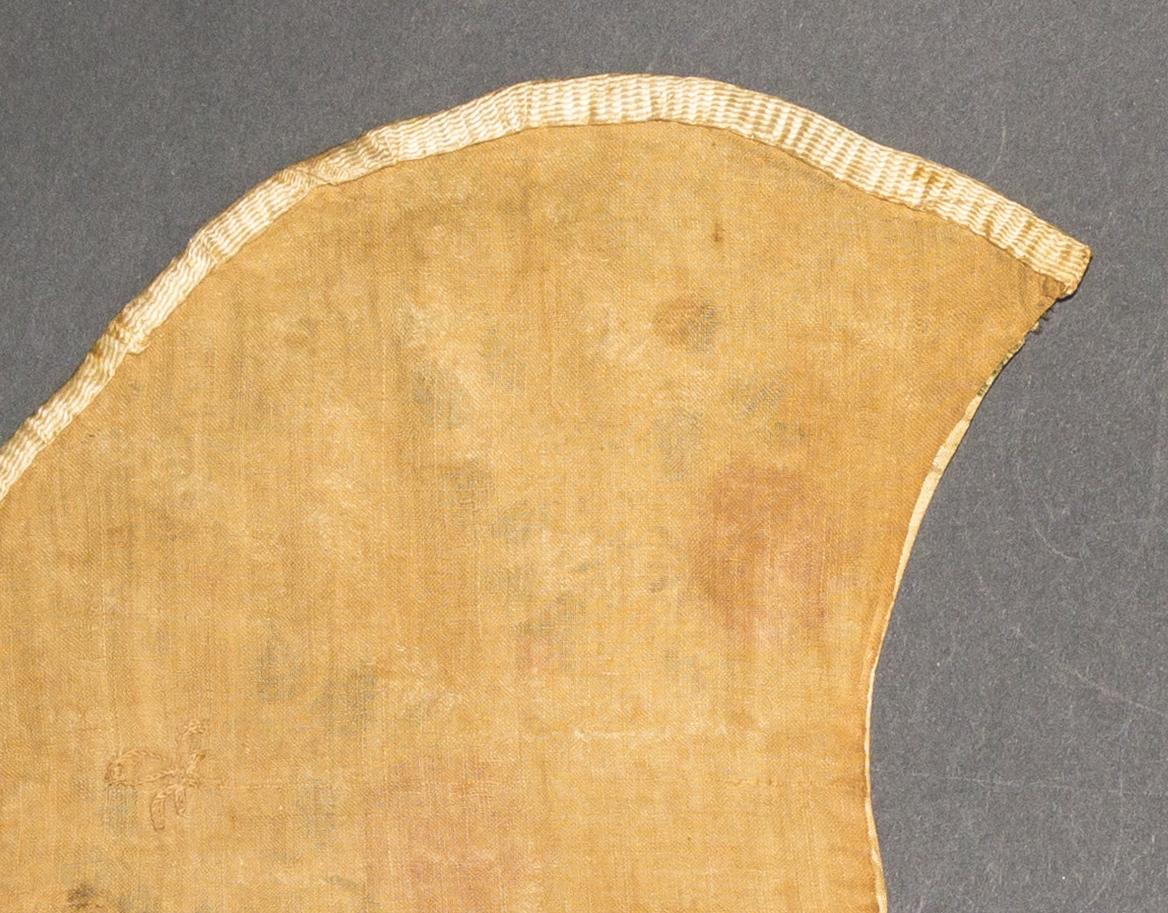 1958.2962 Collar, reverse, detail 1