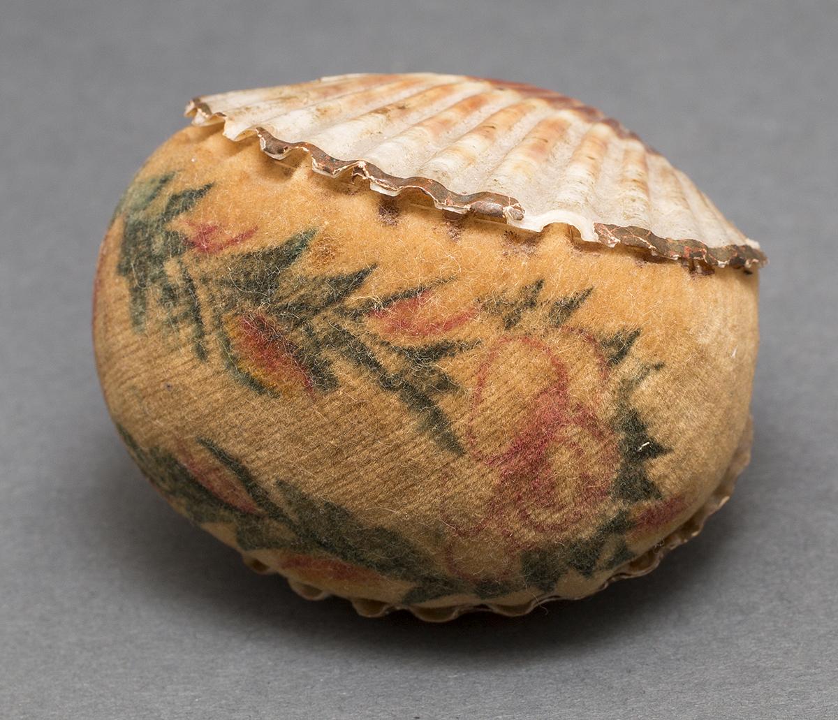 1958.2965 Pincushion