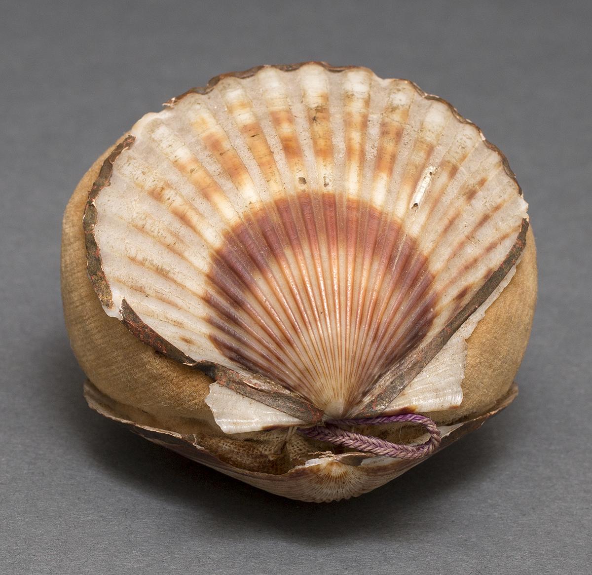 1958.2965 Pincushion, Back
