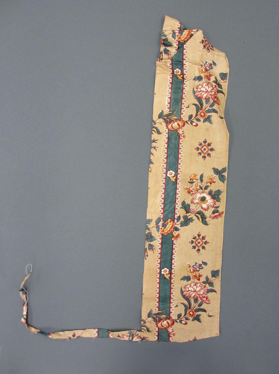 1969.5766.003 textile, printed, obverse