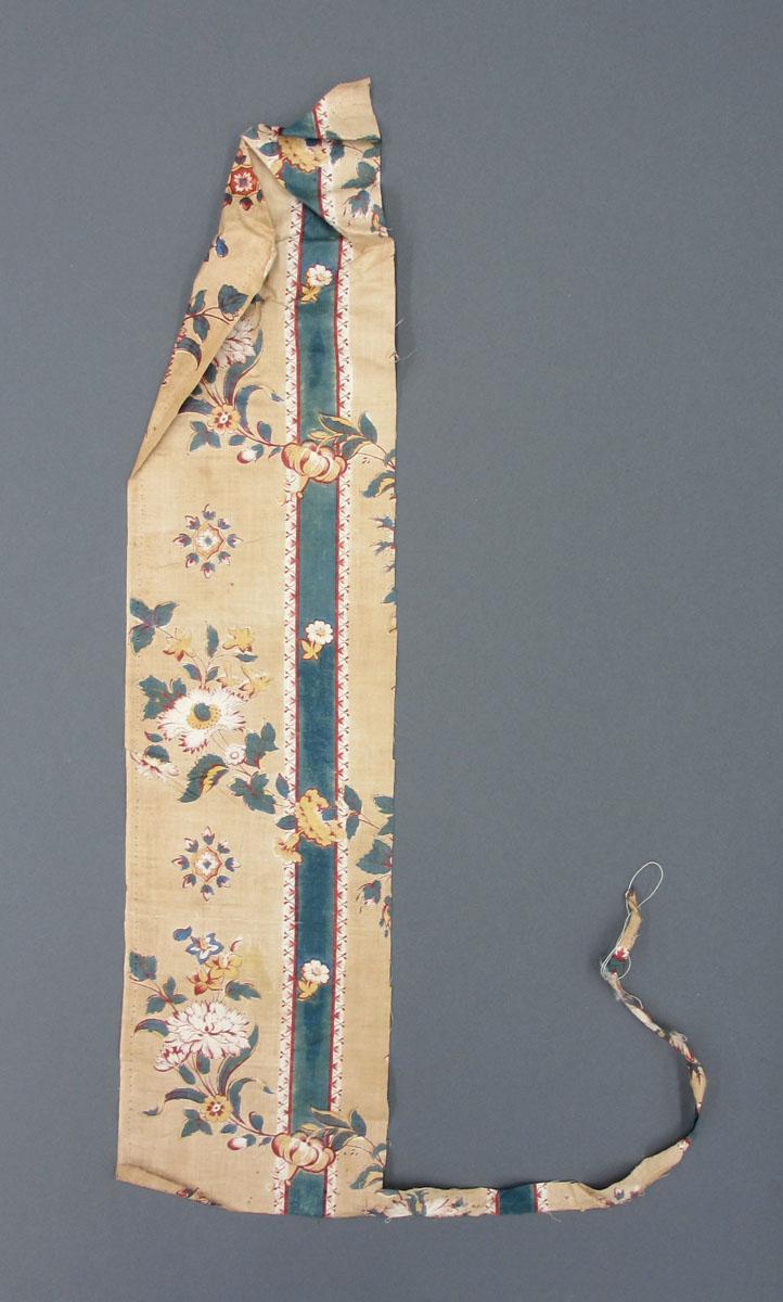 1969.5766.003 textile, printed, reverse