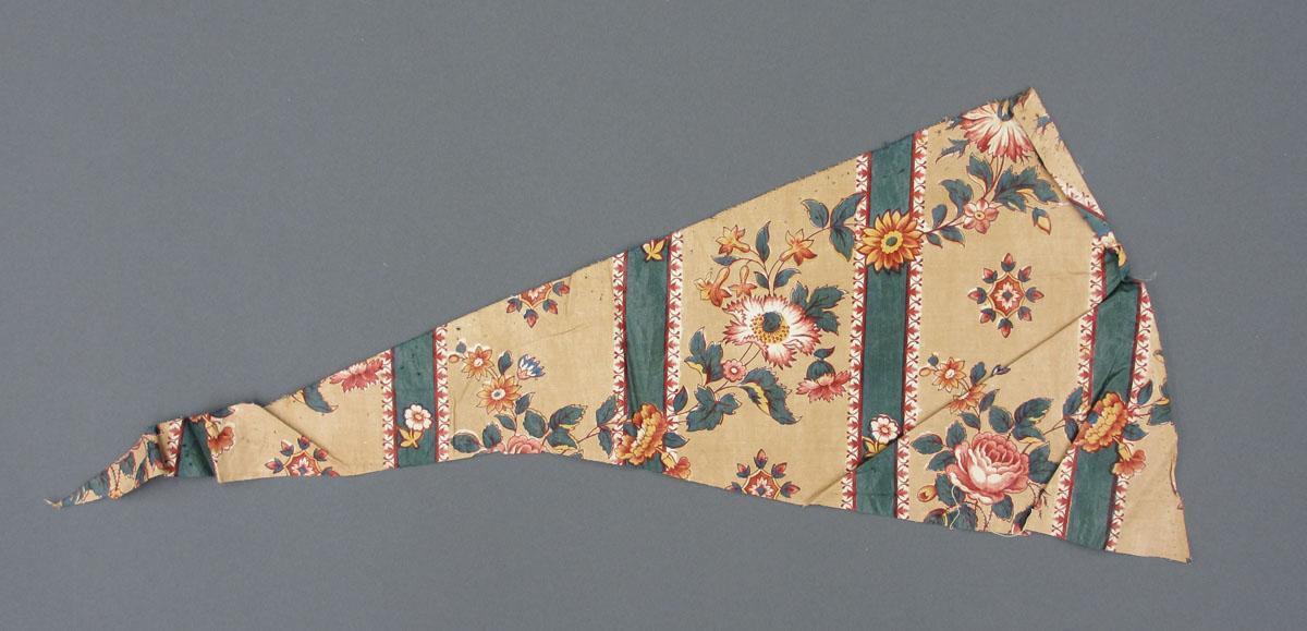1969.5766.014 textile, printed, obverse