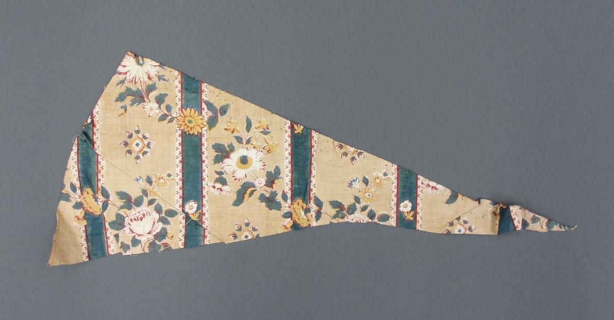 1969.5766.014 textile, printed, reverse
