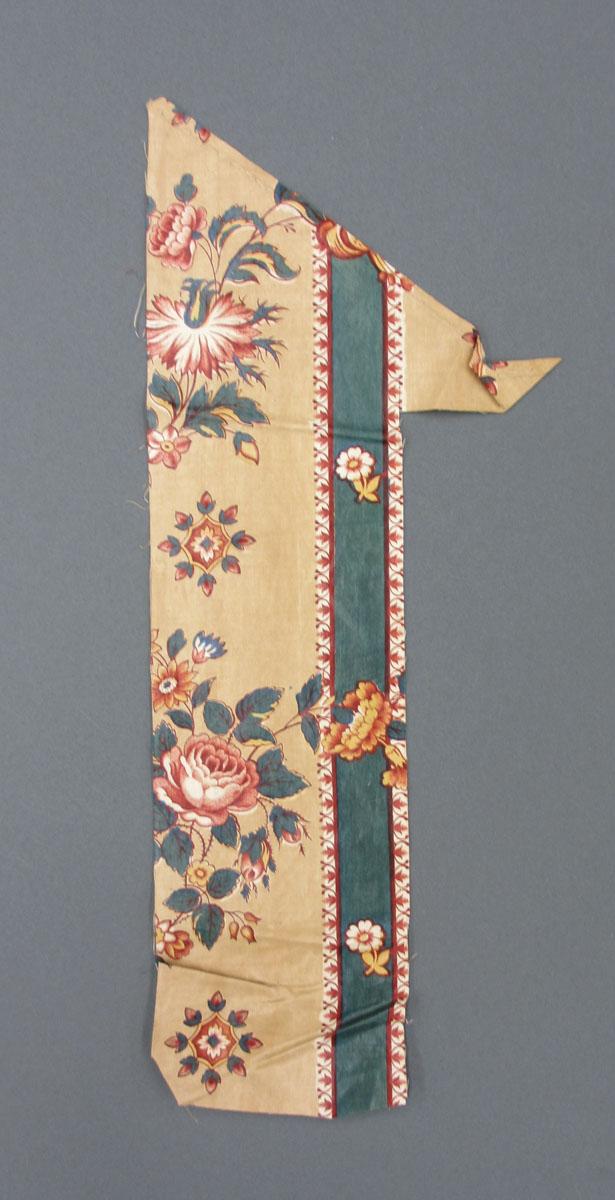 1969.5766.015 textile, printed, obverse