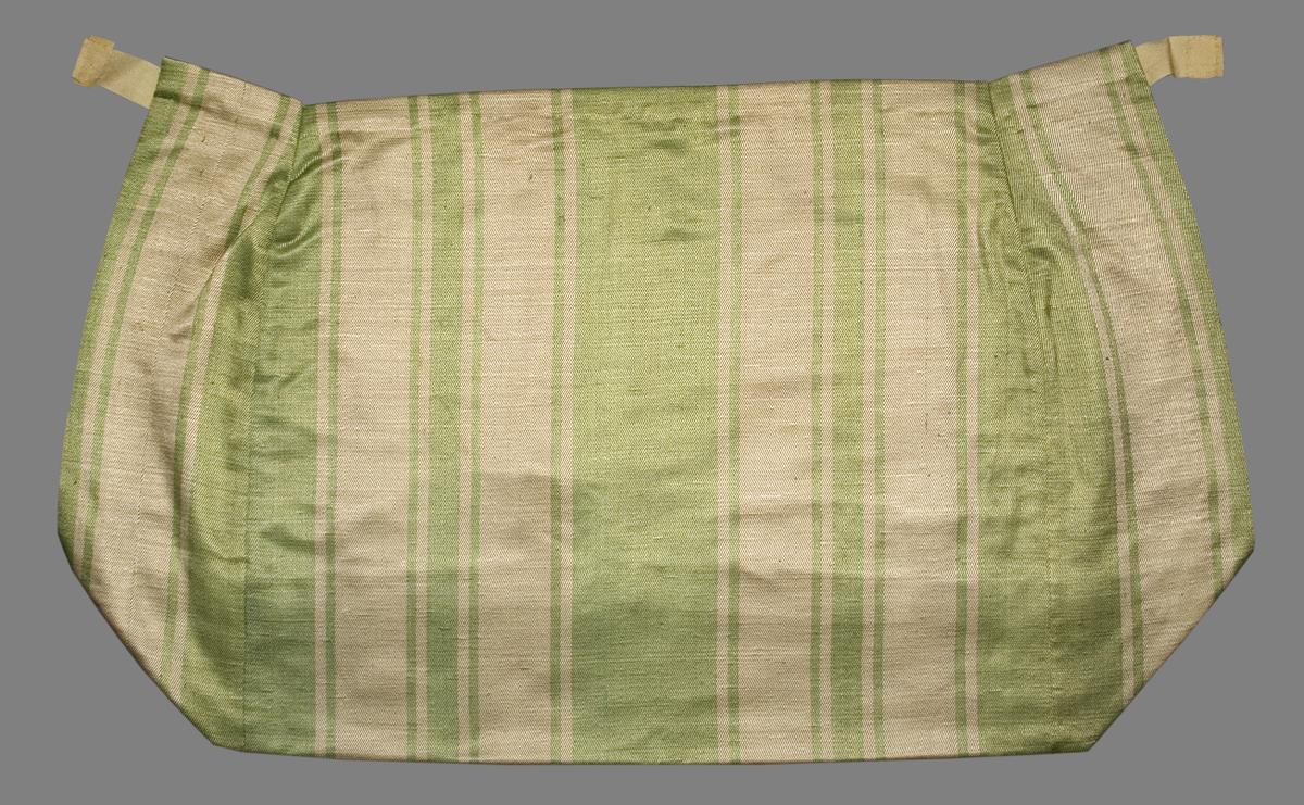 1969.5771.001 Slip Cover