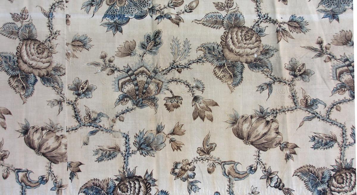 1969.5773.009 Textile, printed detail