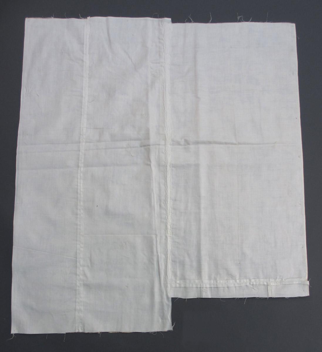 1969.5773.011 Textile, printed reverse