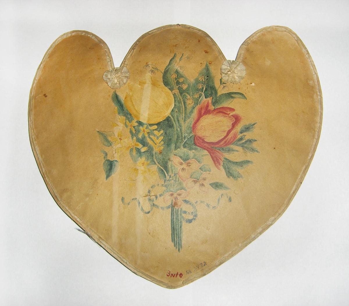 1958.2972 Fan, side 2