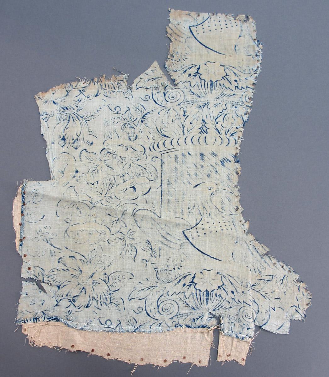 1969.5776.001 Textile, printed reverse