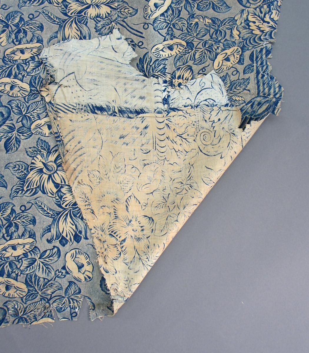 1969.5776.007 Textile, printed folded corner