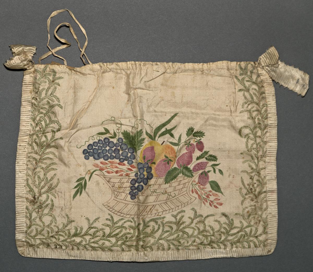 1958.2975 Bag, View 2