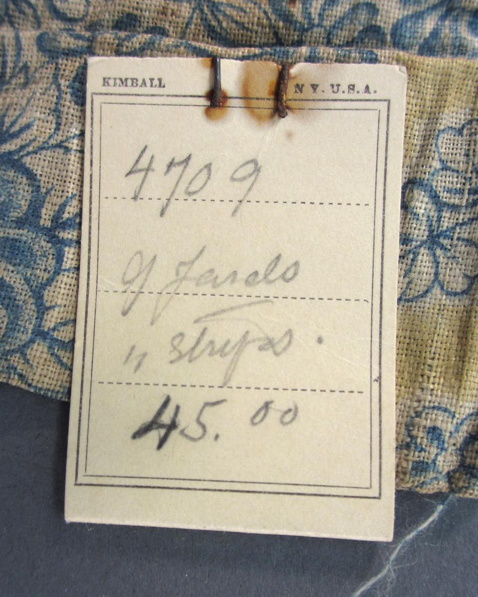 1969.5782.001 Textile, printed label upper surface