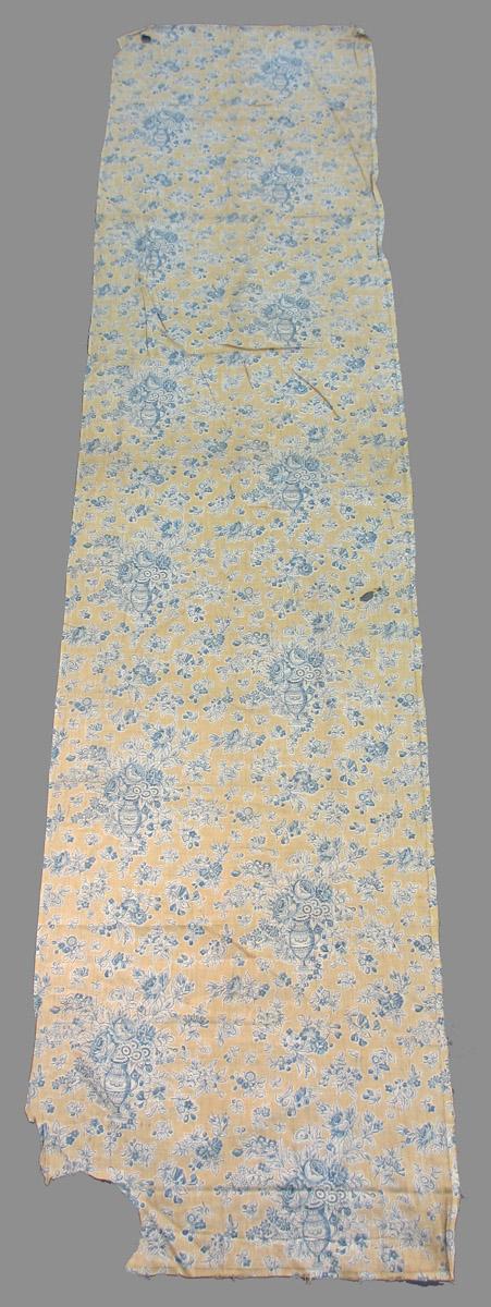 1969.5782.003 Textile, printed partial obverse